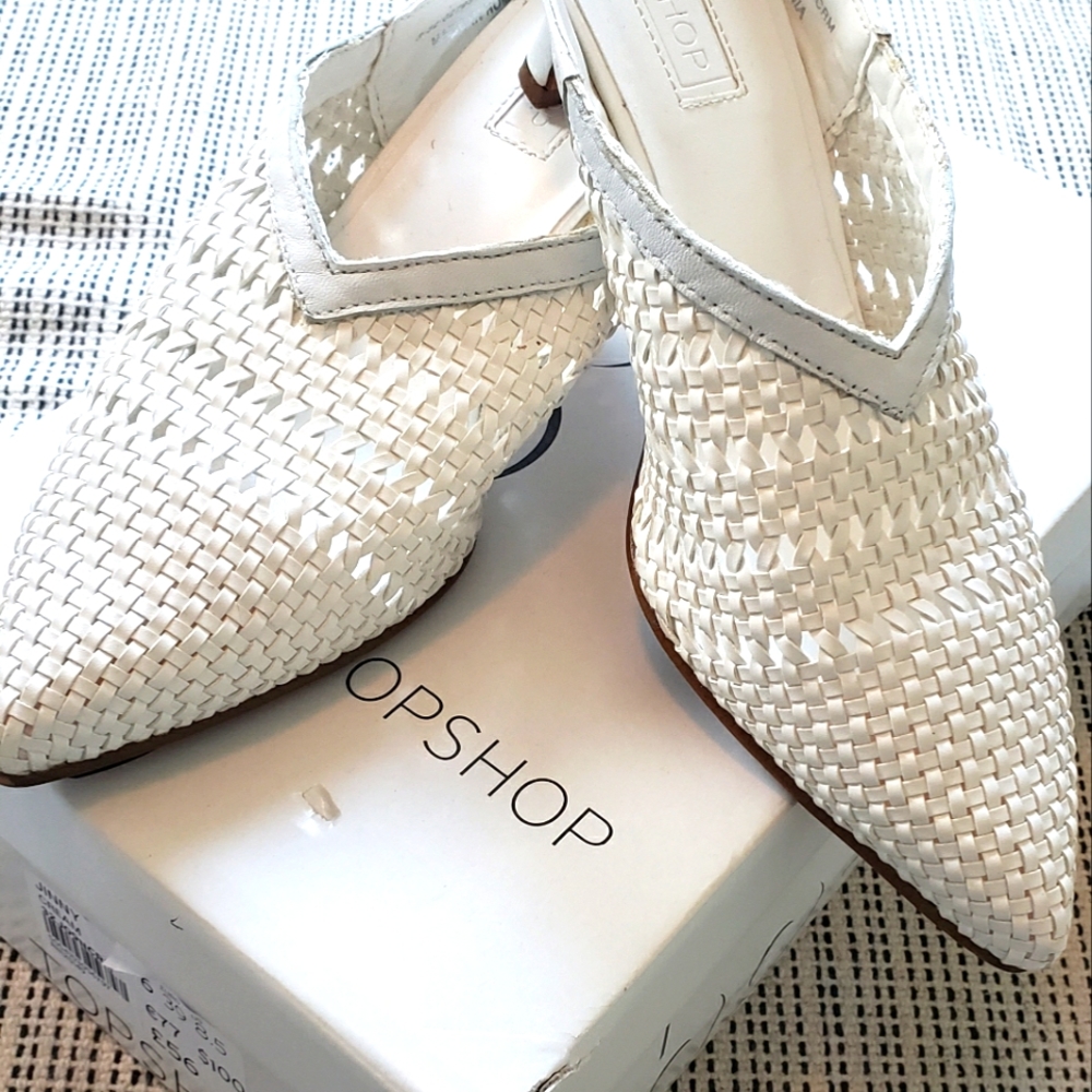 Kitten heel mules